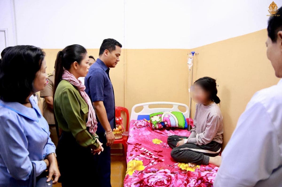 An 18-year-old Cambodian female migrant worker raped by several Thai soldiers