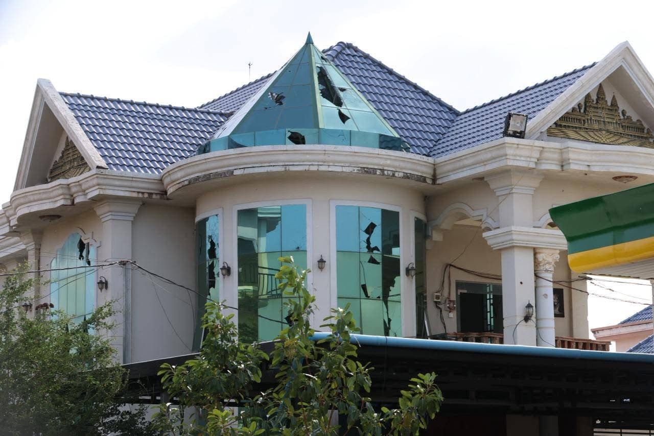 Thai soldiers destroyed civilians' homes