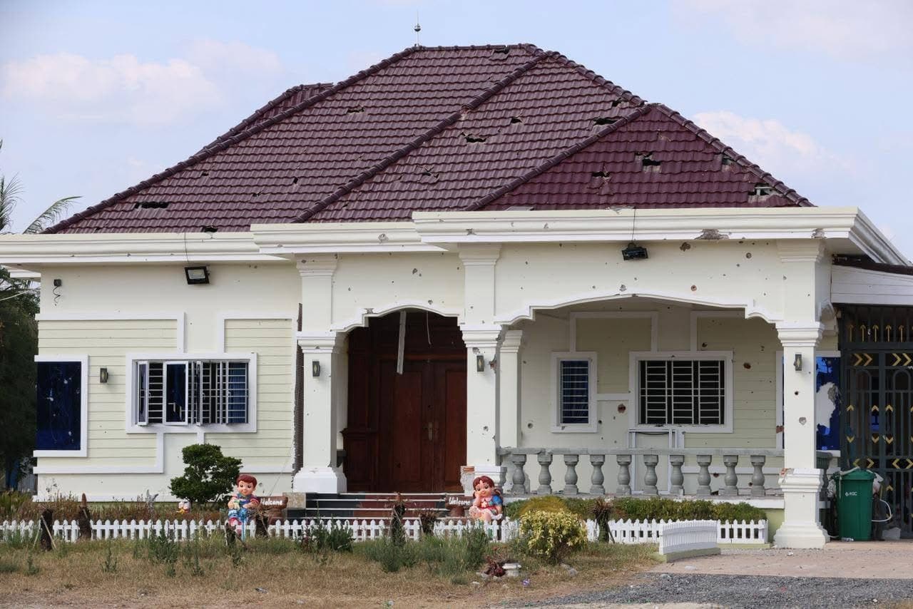 Thai soldiers destroyed civilians' homes