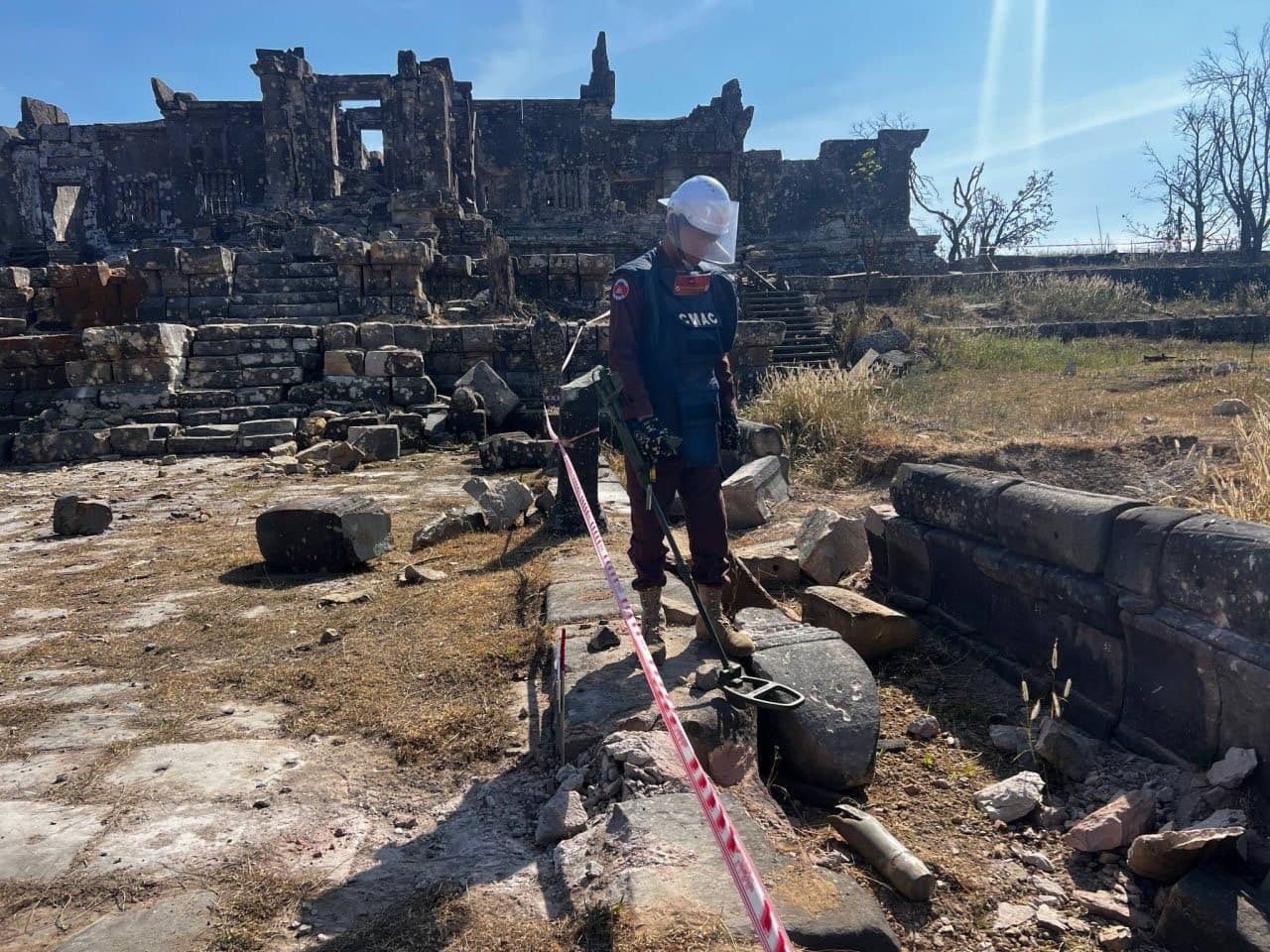 Thai soldiers destroyed ancient Khmer temples